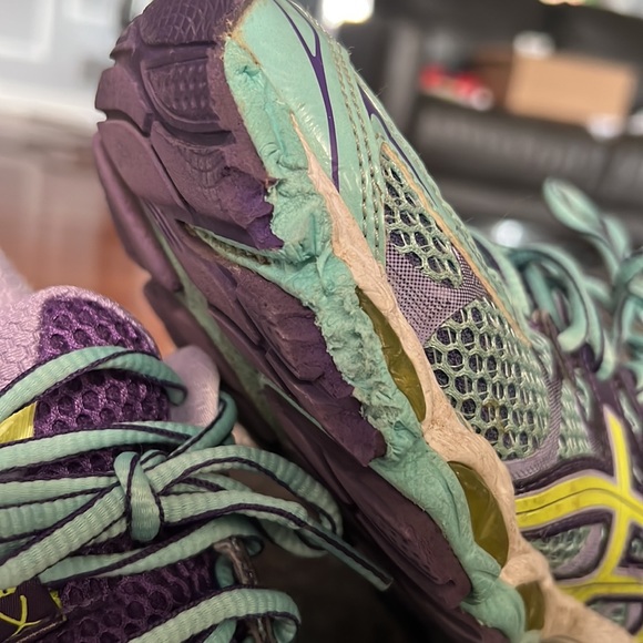 ASICS Gel Nimbus 16 size 6.5 - Picture 5 of 7